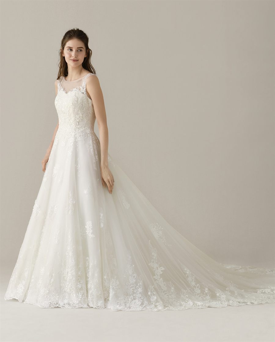 TAKAMI BRIDALのウェディングドレス