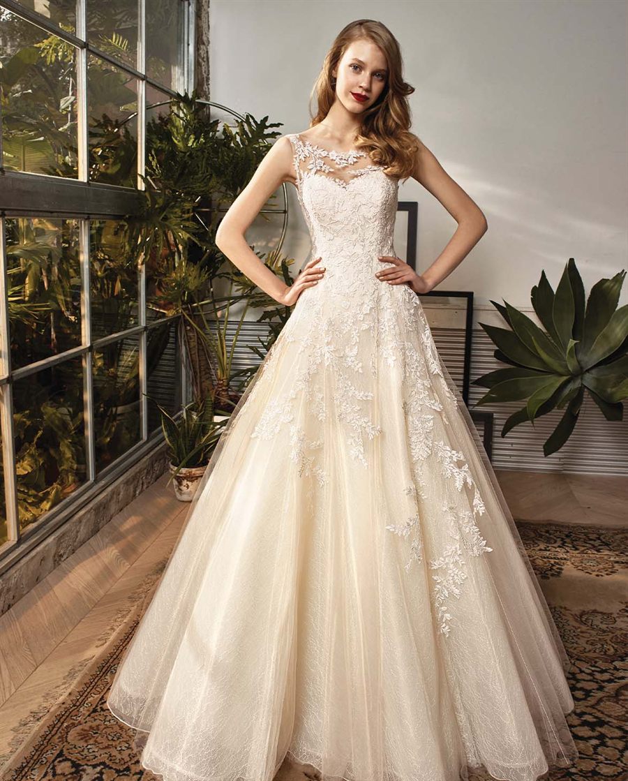 TAKAMI BRIDALのウェディングドレス